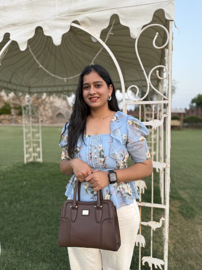 hie bag review, hie tokyo satchel bag, vegan leather bag review, handbag review hiestyle